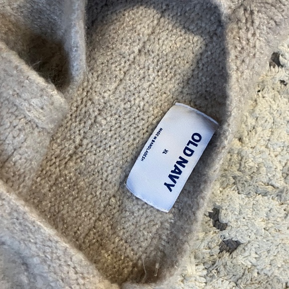 Sweater - Picture 2 of 2